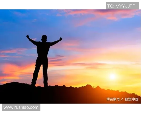 于德豪的成长之路：从平凡到卓越的奋斗故事与人生启示