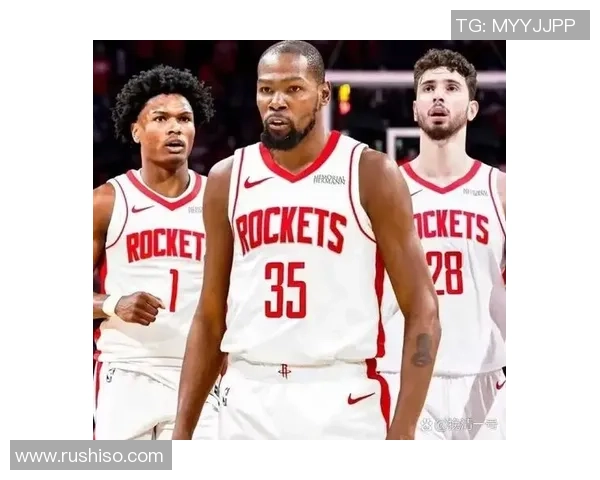 火箭队与雷霆队激战第三场赛场精彩瞬间与球员表现全解析